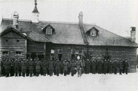Georg Elfvengren and his North Ingrian Regiment in Kirjasalo, 1919