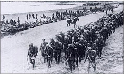 15th Landwehr Div marching along the Crimean coast - May 1918 